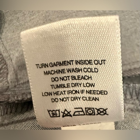 **FIGS Technical Collection Scrub Top – Gray – Women’s XXS** - Picture 5 of 5